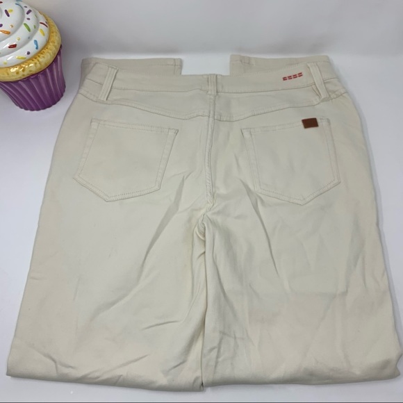 Peace Love World Pants - Picture 3 of 8